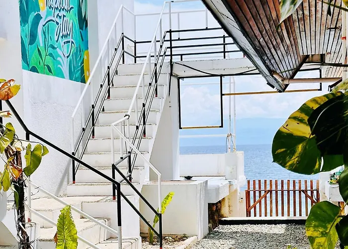 Moana House