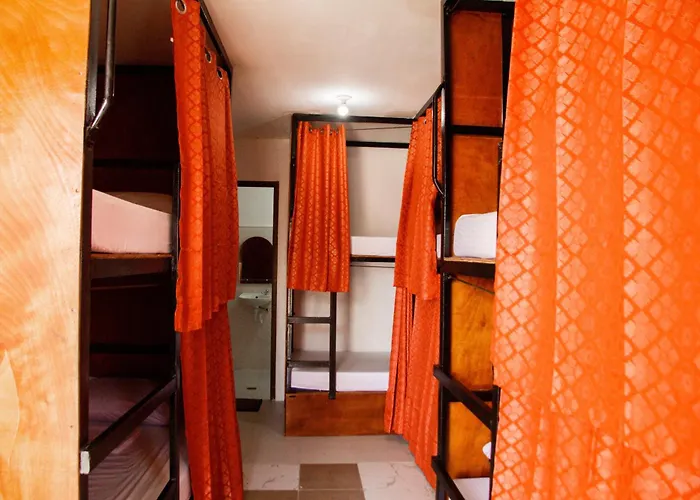 Moana House Ostello